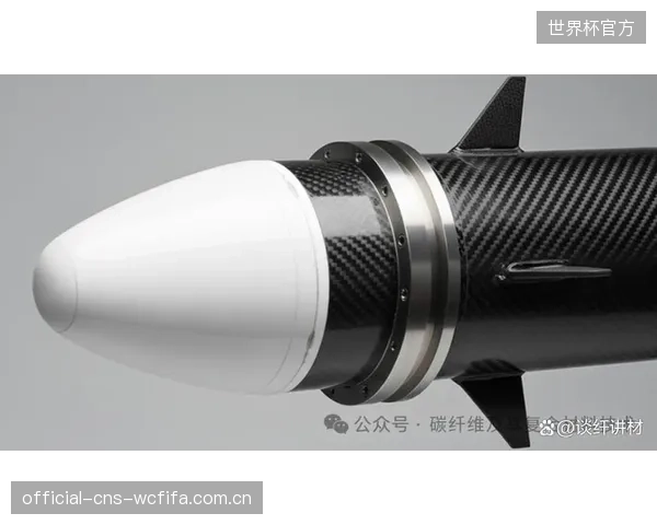 国内某研究机构发布的复合材料样板密度为1.47g-cm³,碳纤维体积分数45%,其拉伸疲劳测试结果首次对标国际一线品牌 国内某研究机构发布的复合材料样板密度为1.47g-cm³,碳纤维体积分数45%,其拉伸疲劳测试结果首次对标国际一线品牌